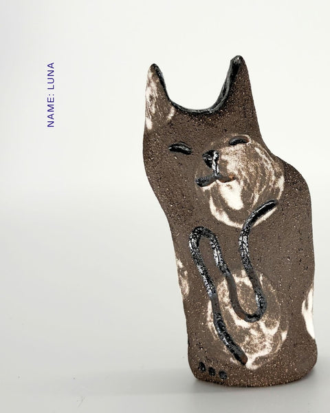 Rescue Cat Vase (Medium): Luna